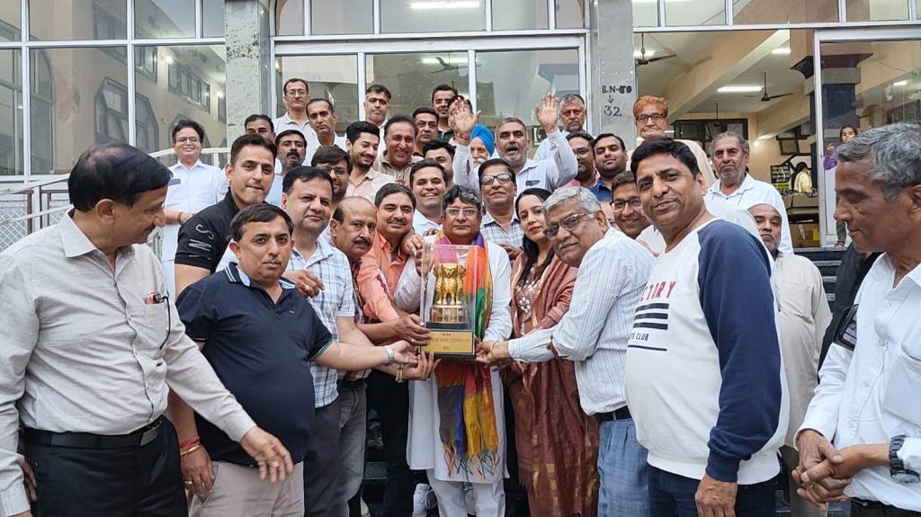 Rajguru Market Welfare Association Honors Mayor and Councilor